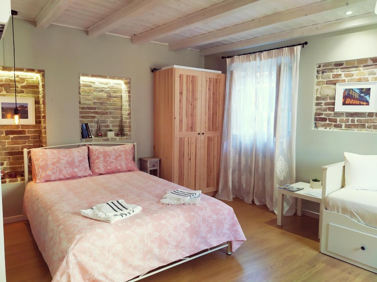 Suitedreams,Next To St.Spiridon Church Corfu  Exterior foto